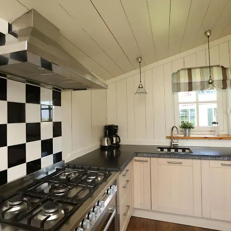 In Wieringer Style With Hot Tub * Hippolytushoef