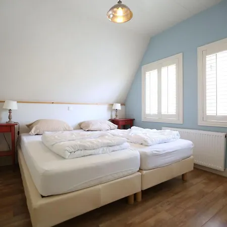 Vila In Wieringer Style With Hot Tub *