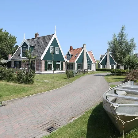 In Wieringer Style With Hot Tub Villa *