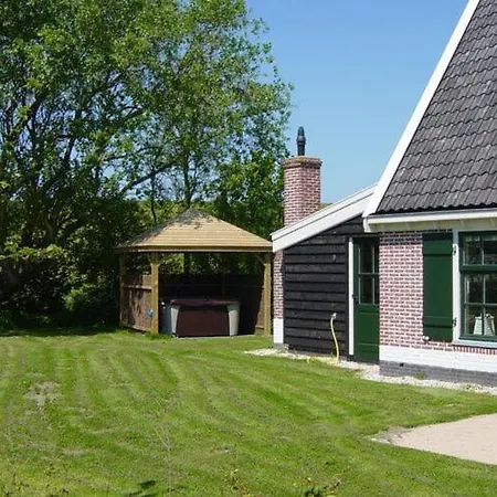 In Wieringer Style With Hot Tub Villa *